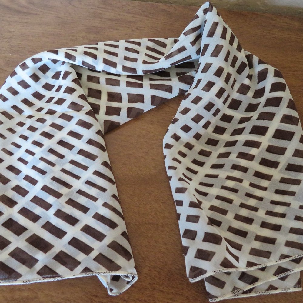 Brown Optical Check Scarf 27"